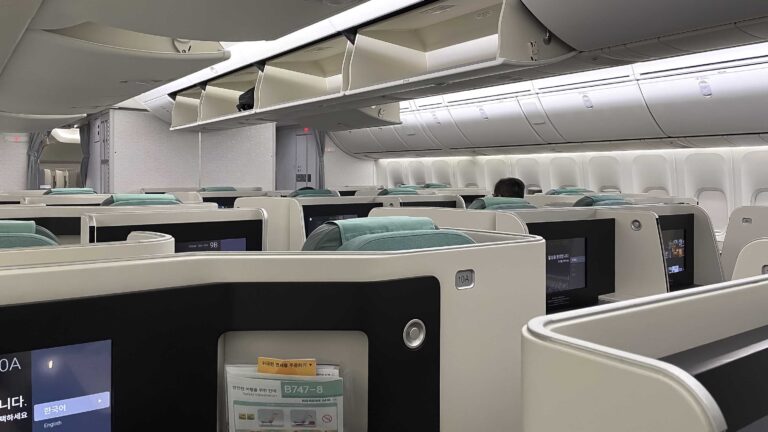 Korean Air 747-8 Business Class