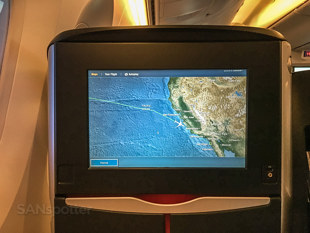 Map showing one hour prior to arrival in San Diego in Japan Airlines 787-8 Shell Flat Neo business class 2018